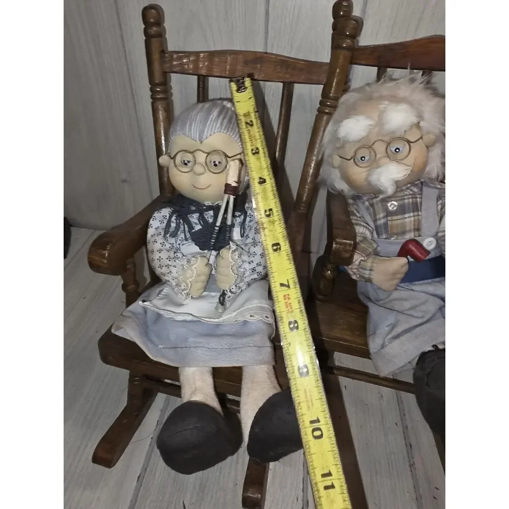 Vintage German Oma And Opa Grandma Grandpa Handmade Dolls In Rocking Chairs Read